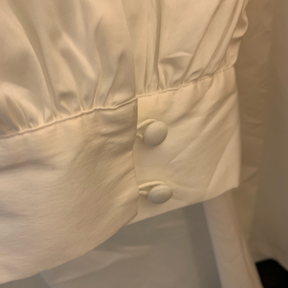 Peasant Style Tie Front Blouse - Picture 5 of 9